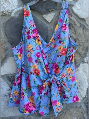 Lands End Tankini Top Size 26W Floral Wrap Style Flattering Feminine Swimsuit